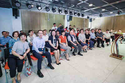 小照片，大時(shí)代 尚長榮、蔡金萍、錢程、駱新走進(jìn)天平街道的文化敘事