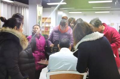 古城臺(tái)畔話(huà)養(yǎng)生 '草之語(yǔ)'中醫(yī)知識(shí)分享會(huì)成功舉辦